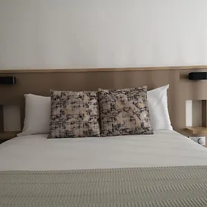 Amhotel Italie 2*, Paris France
